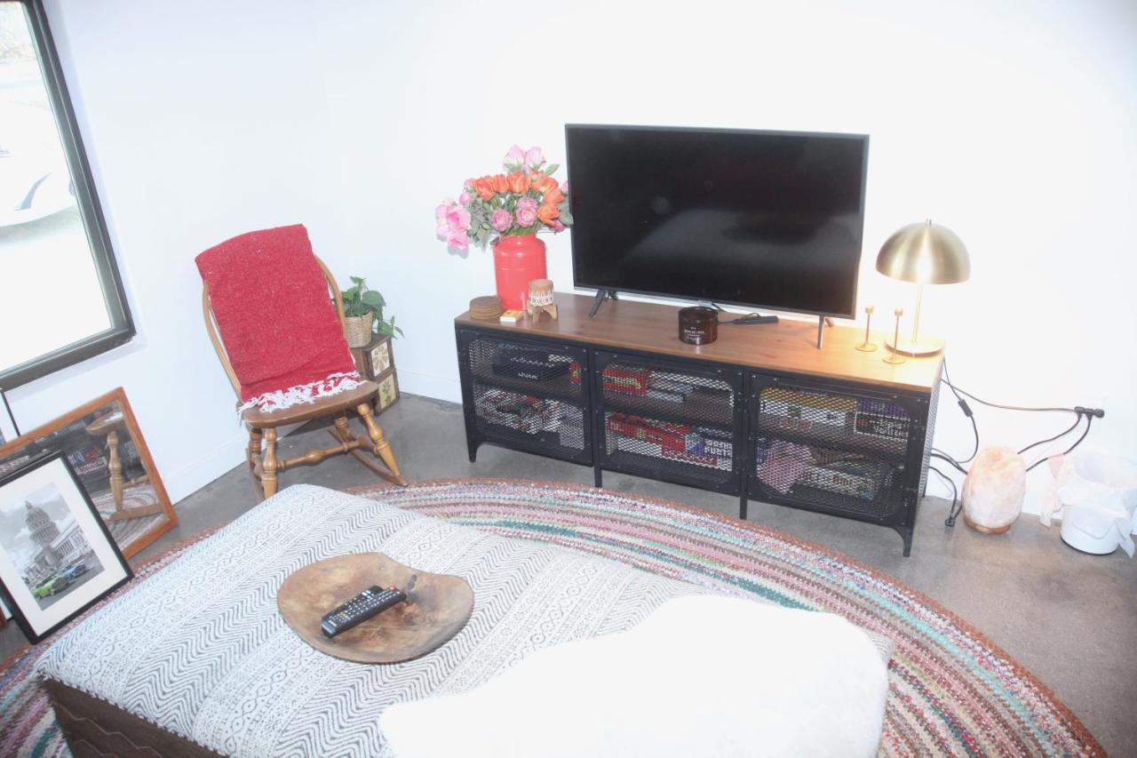 Cozy Fresh Desert Hideaway, 5 Mins To Joshua Tree Twentynine Palms Exterior photo